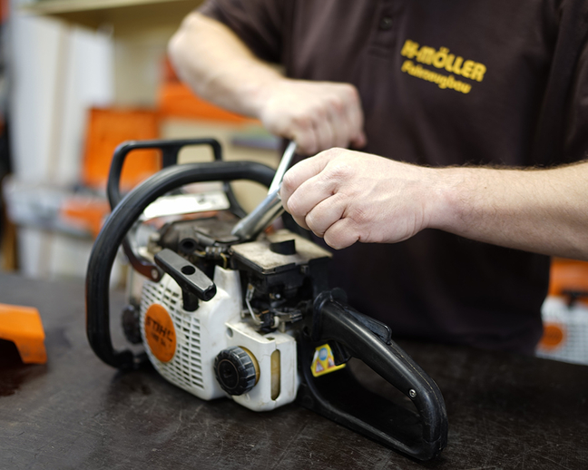 Service für Stihl Motosäge Service für Stihl Motosäge
